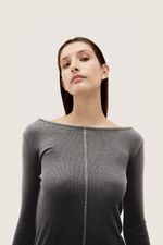 REMERA-ACUATICA