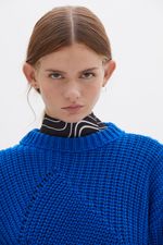 SWEATER-SOFTBALL