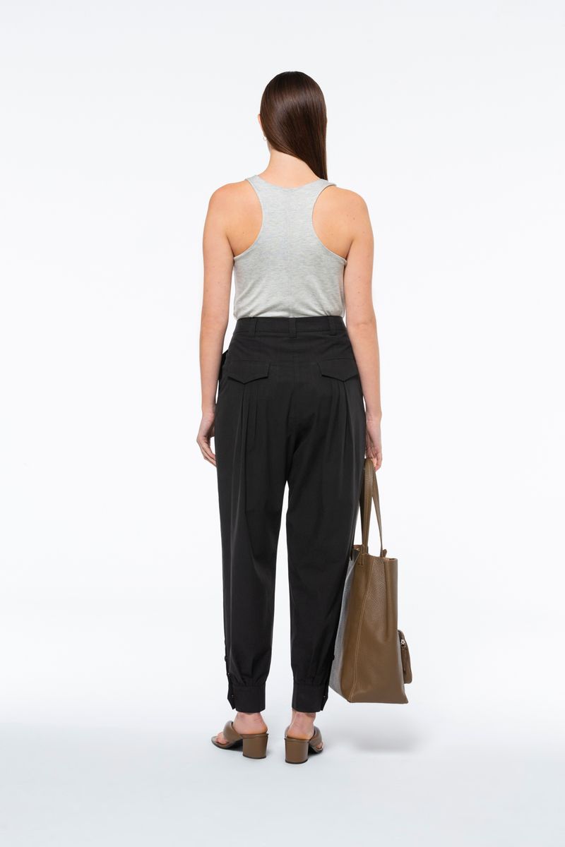 MUSCULOSA-DOMINICANA