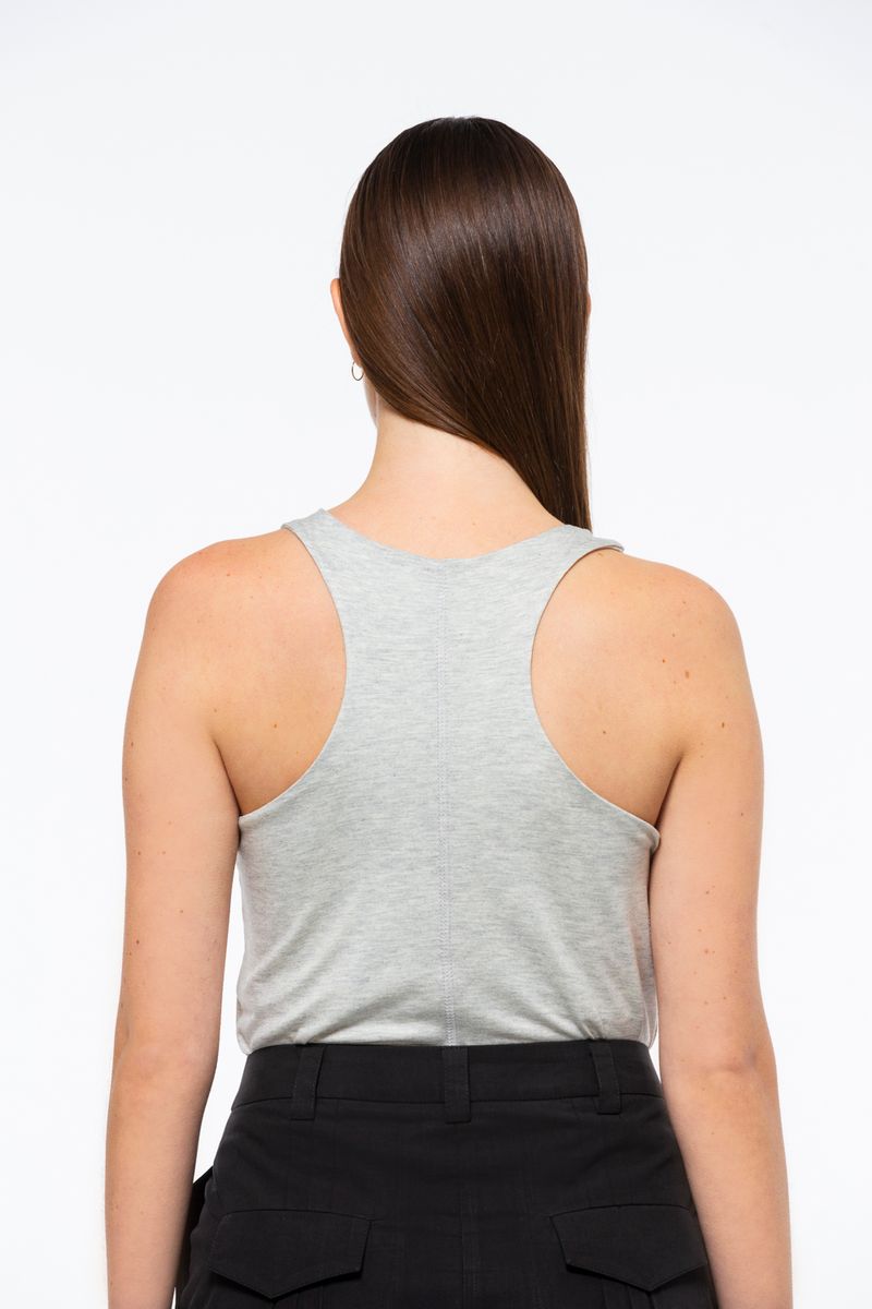 MUSCULOSA-DOMINICANA