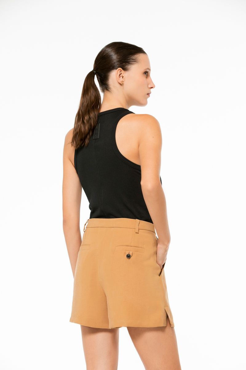 SHORT-RED