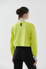 REMERA-GAMUZA-CROP-ABC