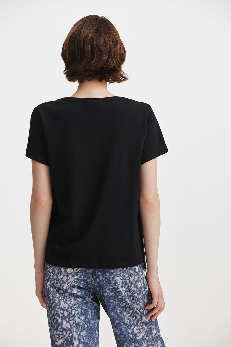 REMERA-GLACIAR-V-ABC