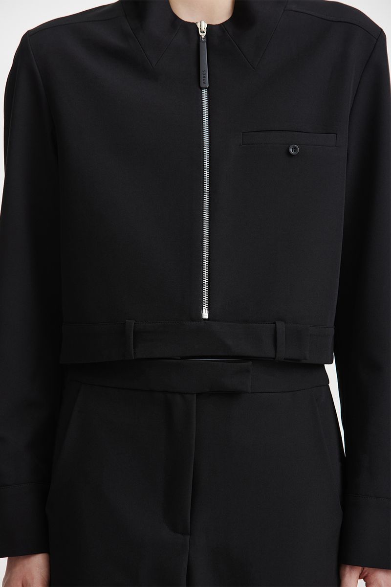 CHAQUETA-TAKU