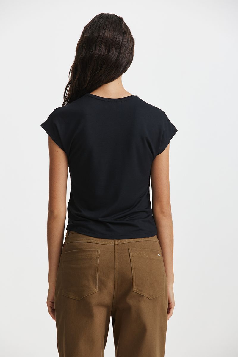 REMERA-HAINES-ABC