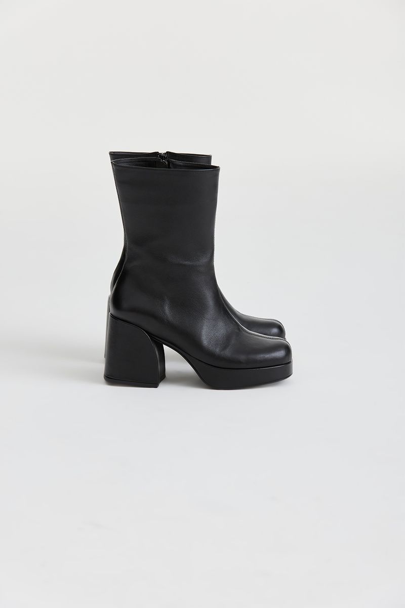 BOTA-ANTARTIDA
