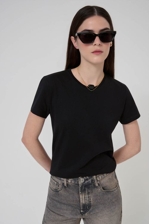 REMERA-ORILLA-U-ABC