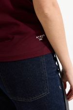 REMERA-ORILLA-V-ABC