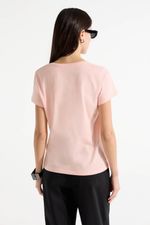 REMERA-ORILLA-V-ABC